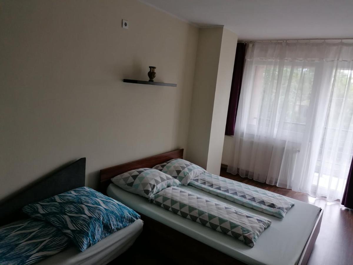 Family Holiday Apartman Nyiregyhaza Exterior photo